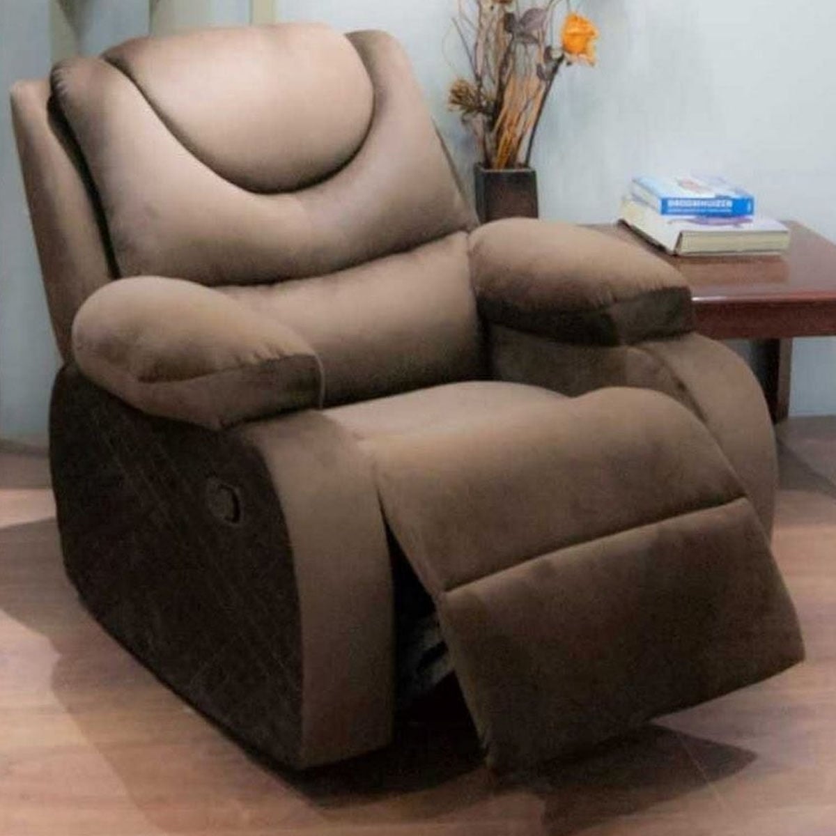 What Is a Recliner Chair and How Does It Work?